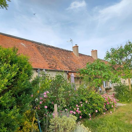 Gite De La Maison Fort Vereaux エクステリア 写真