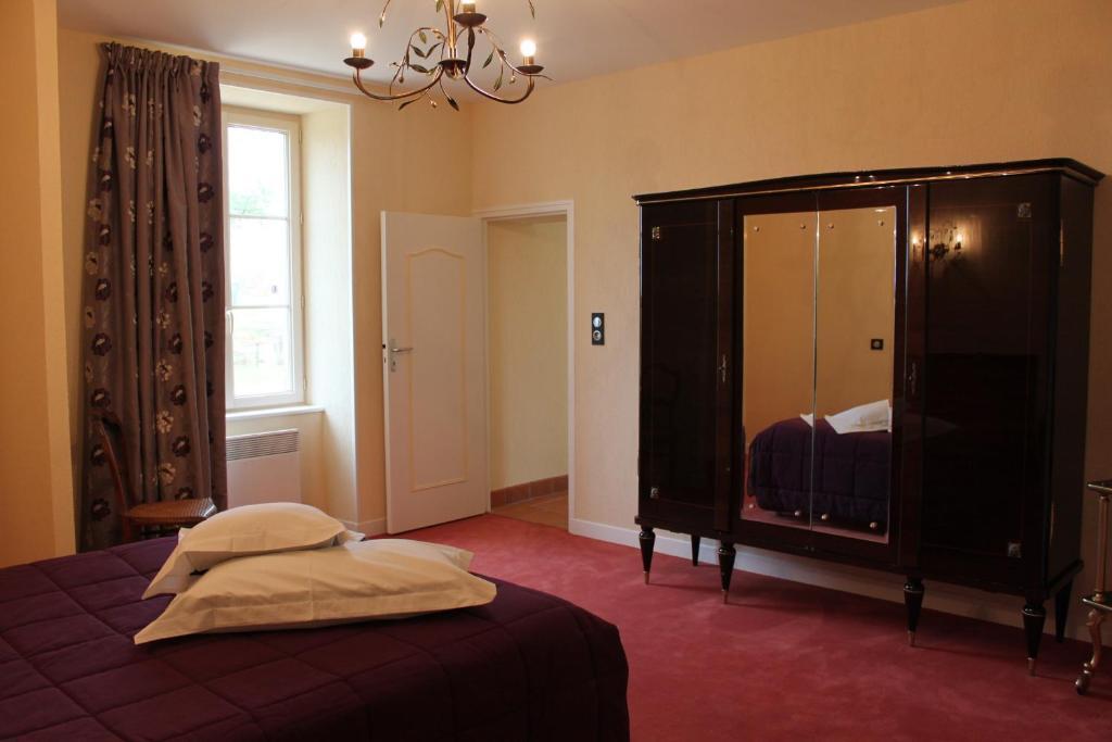 Gite De La Maison Fort Vereaux 部屋 写真